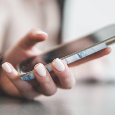 Image for 19 auto-reply text message examples and how to set them up
