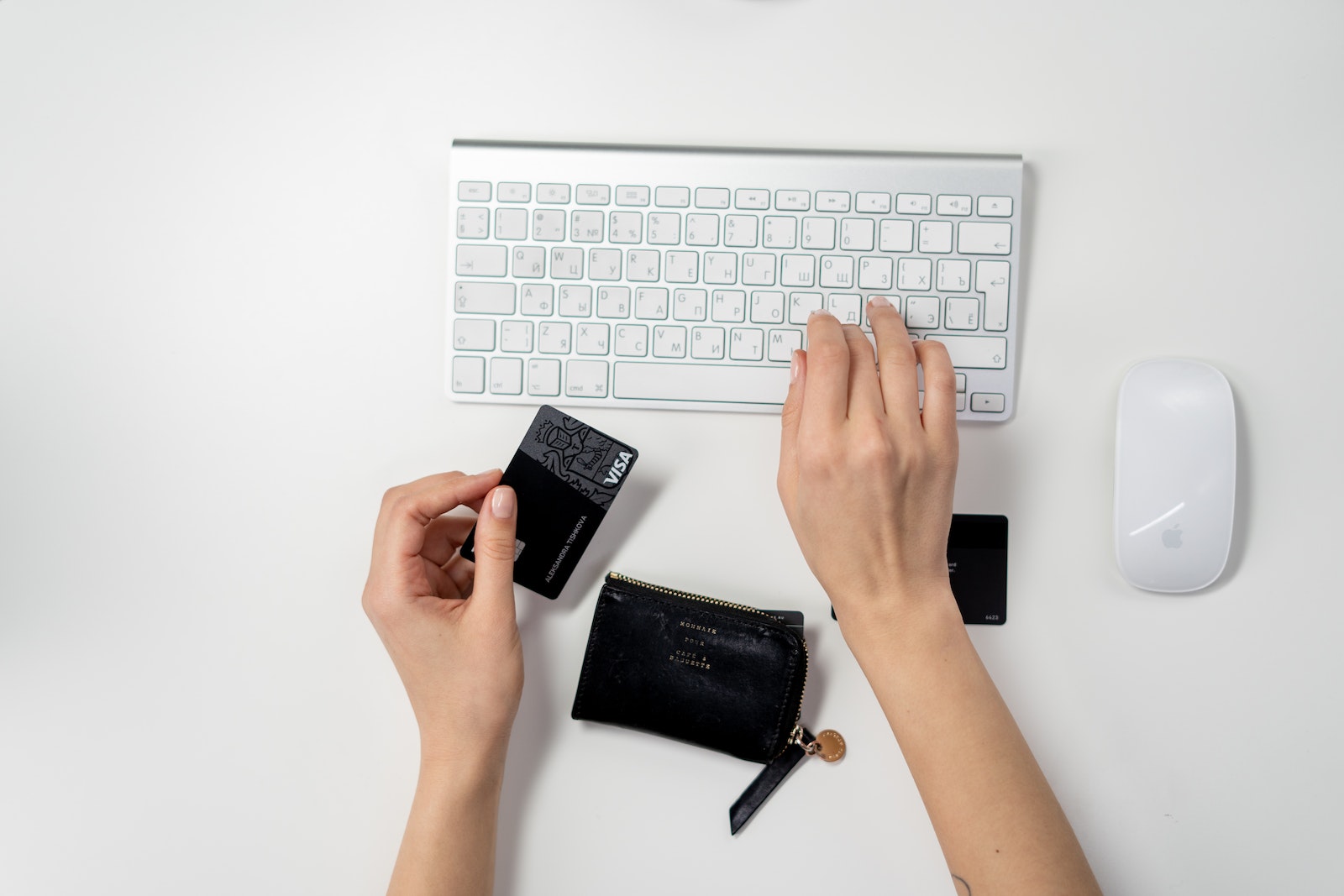 12 SMS Templates to Raise Custom er Engagement SimpleTexting