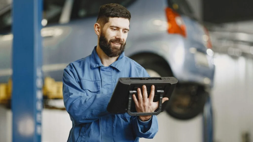 Image for Black Friday SMS ideas for service businesses: Boost holiday revenue with texting 